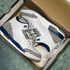 Air Jordan 3 Retro size 7 Youth / 9 women